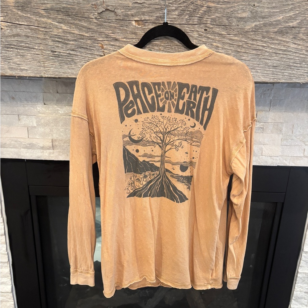 Peace on Earth graphic Tan Shirt